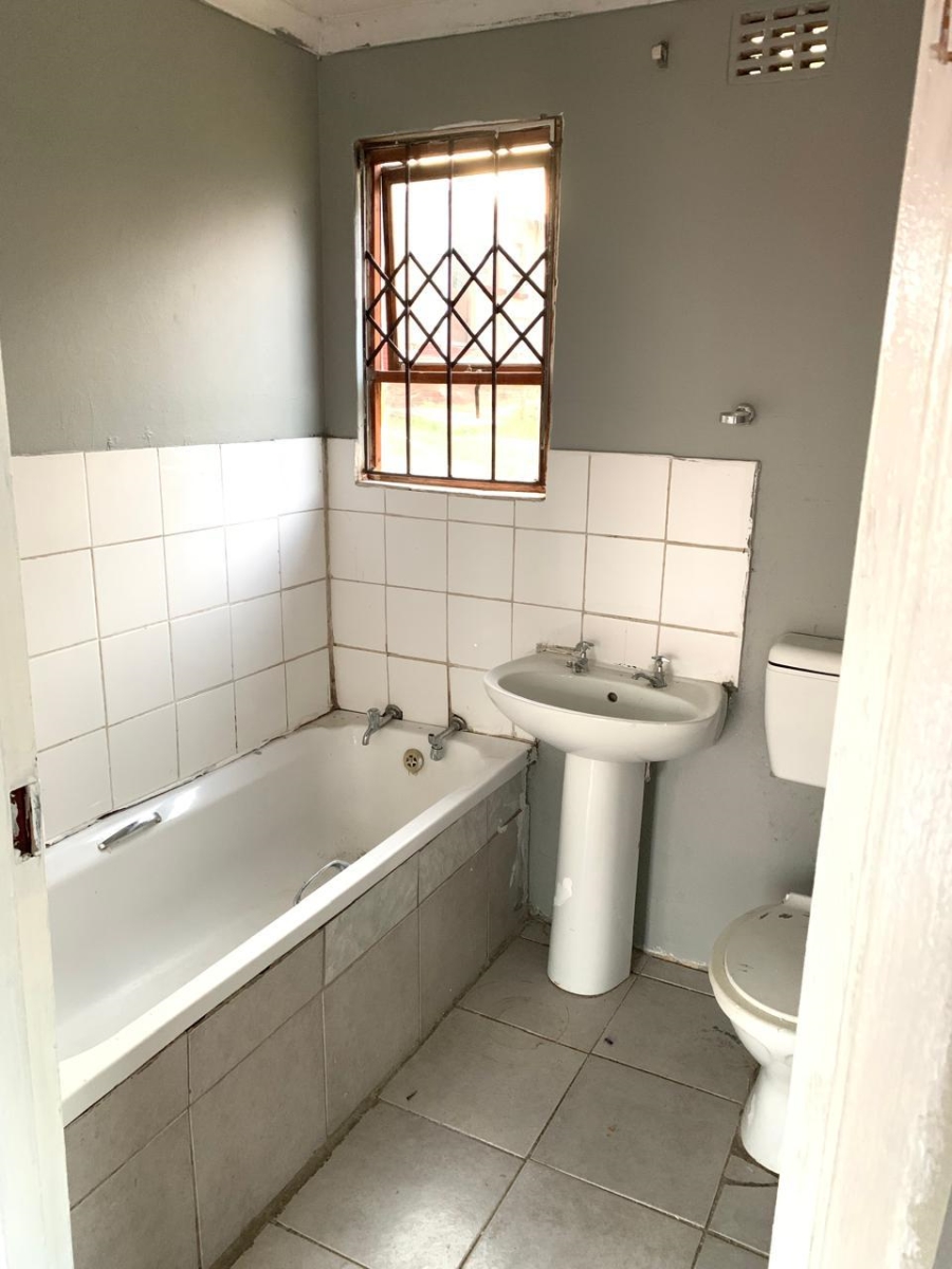 2 Bedroom Property for Sale in Ginsberg Eastern Cape